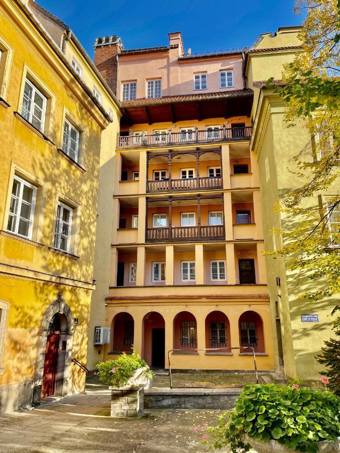 Old Town Best View Wifi 300 Mb/S Huge Screen Netflix Appletv Amazontv ワルシャワ エクステリア 写真