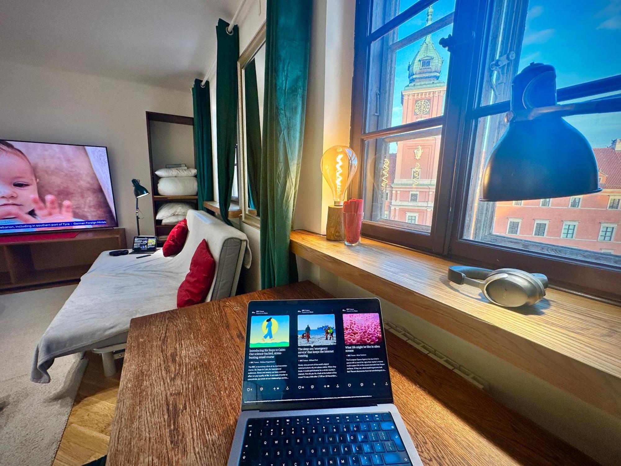 Old Town Best View Wifi 300 Mb/S Huge Screen Netflix Appletv Amazontv ワルシャワ エクステリア 写真
